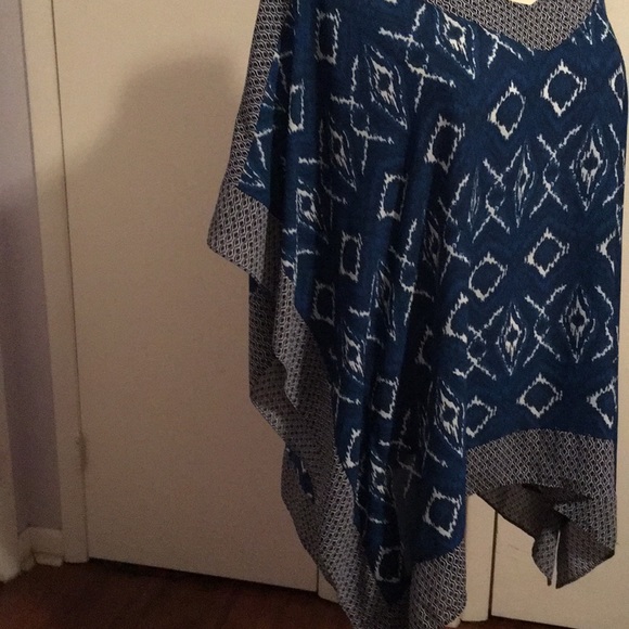 Soft flowing top by Lane Bryant sz 26/28 close out sale 🎉 - Picture 3 of 8